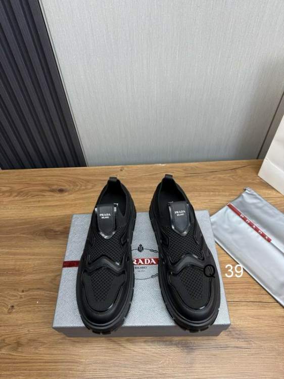 Picture of Prada Shoes _SKUPradasz38-45FF090119032